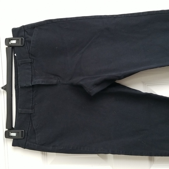 Old Navy Pixie Pants - Picture 4 of 15